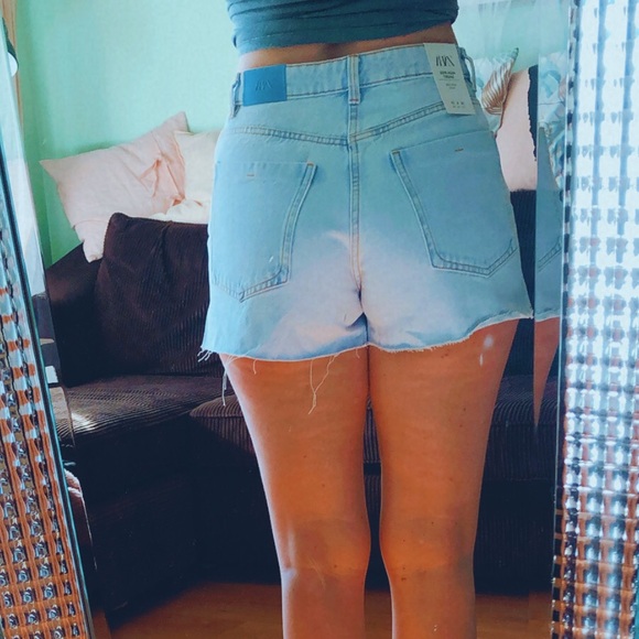 High waisted Jean shorts - Picture 7 of 8